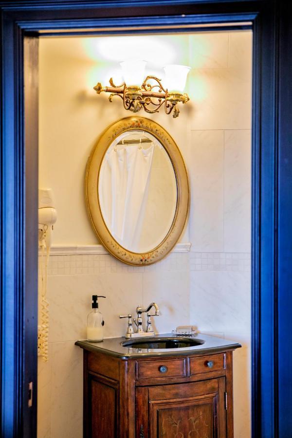 Puddicombe House Hotel New Hamburg Ngoại thất bức ảnh