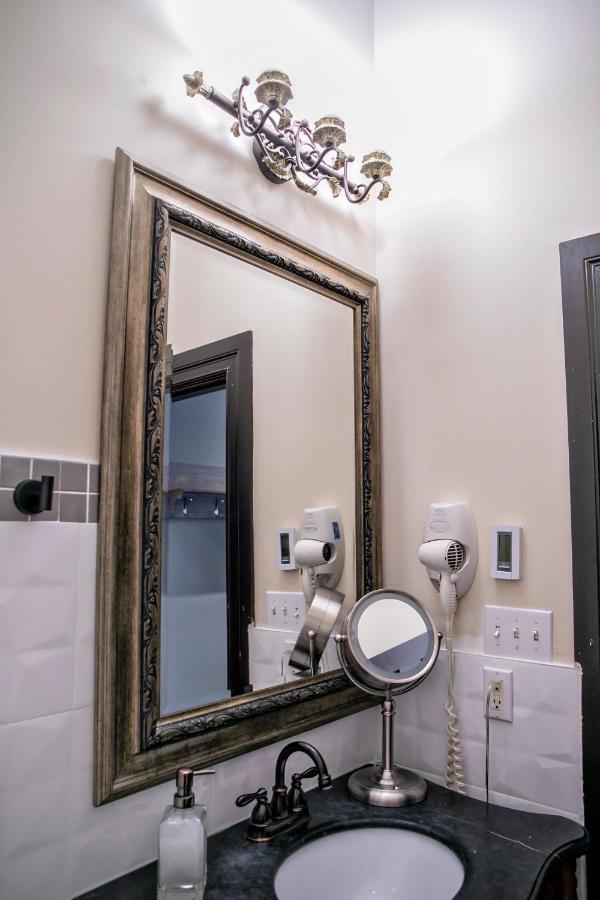 Puddicombe House Hotel New Hamburg Ngoại thất bức ảnh