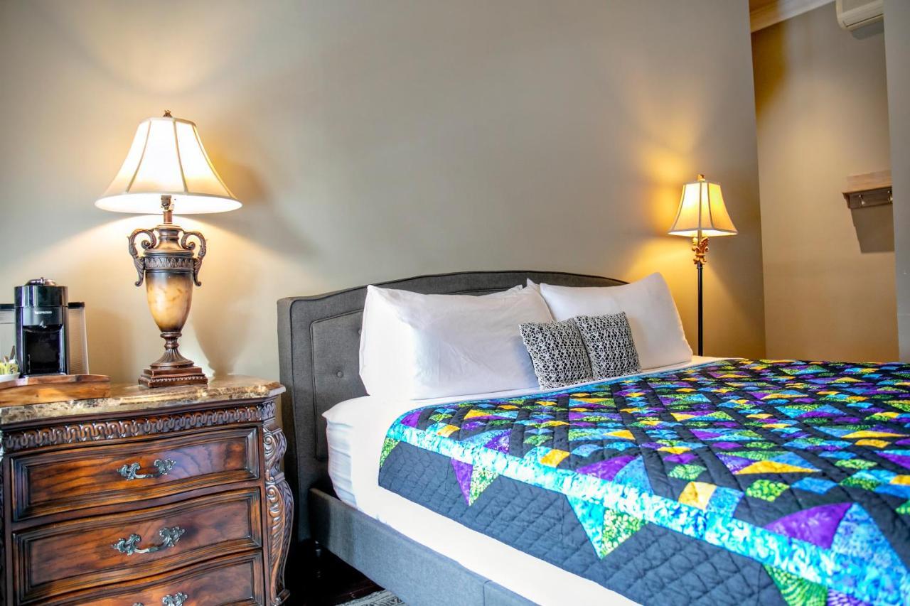 Puddicombe House Hotel New Hamburg Ngoại thất bức ảnh