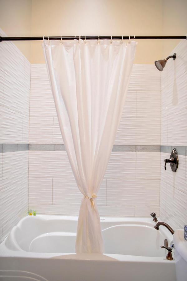 Puddicombe House Hotel New Hamburg Ngoại thất bức ảnh