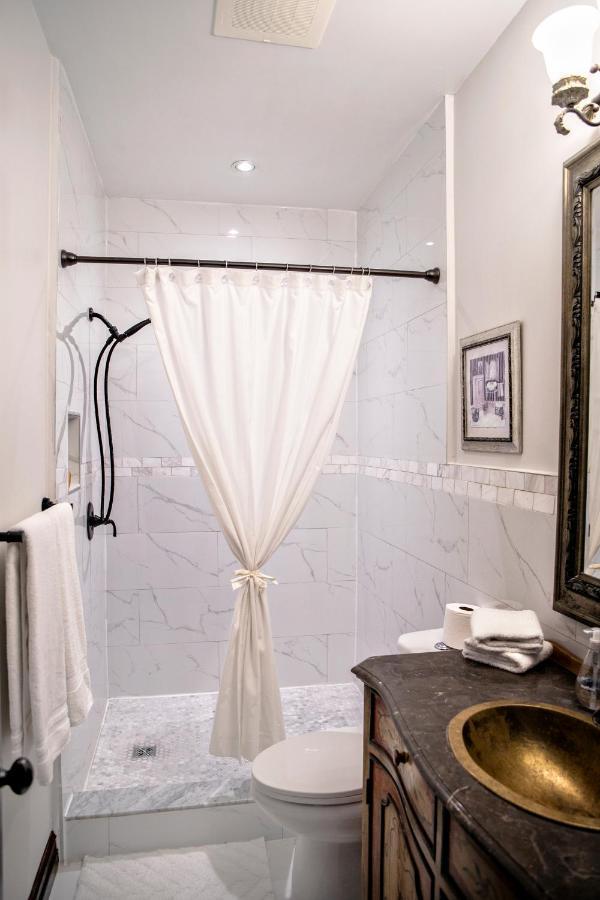 Puddicombe House Hotel New Hamburg Ngoại thất bức ảnh
