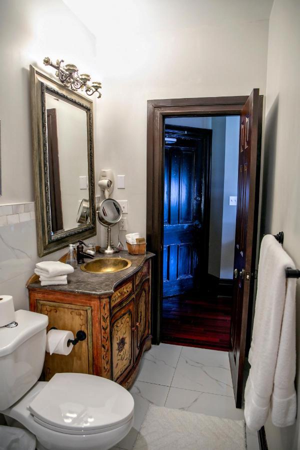 Puddicombe House Hotel New Hamburg Ngoại thất bức ảnh