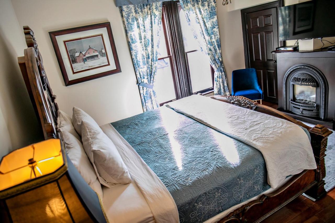 Puddicombe House Hotel New Hamburg Ngoại thất bức ảnh