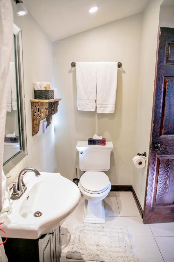 Puddicombe House Hotel New Hamburg Ngoại thất bức ảnh