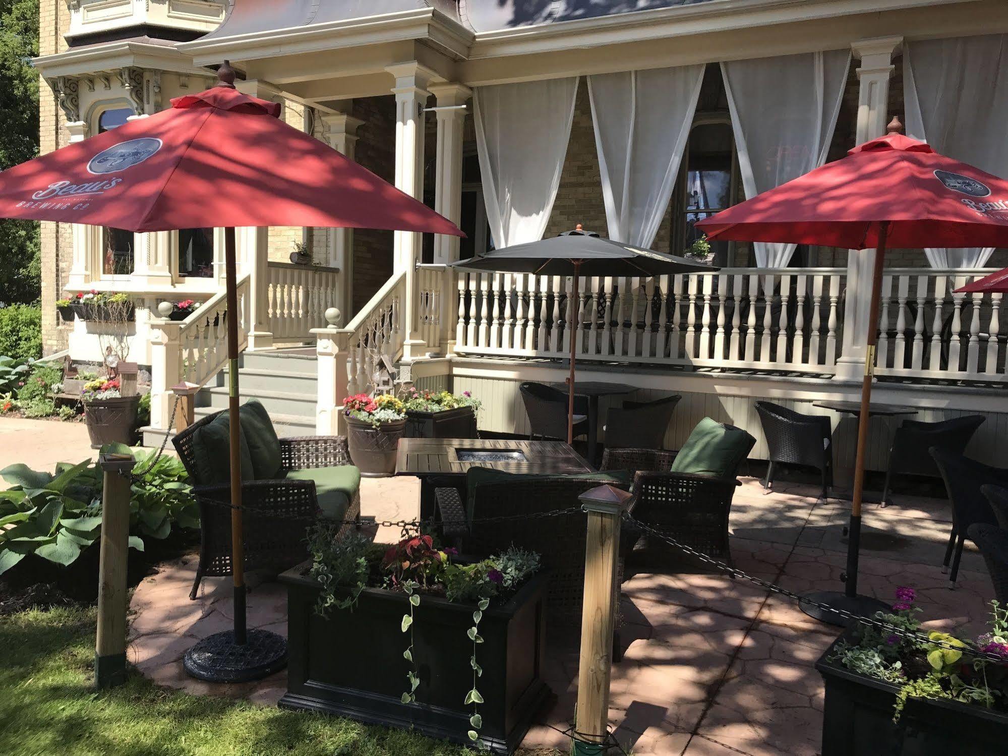 Puddicombe House Hotel New Hamburg Ngoại thất bức ảnh